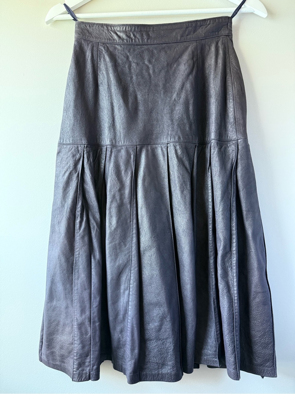 Vintage Larry Long Black Leather Pleated Midi Skirt EU 36